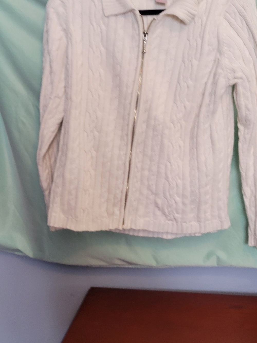 Women's Cream Cable Knit Zip Cardigan Sweater